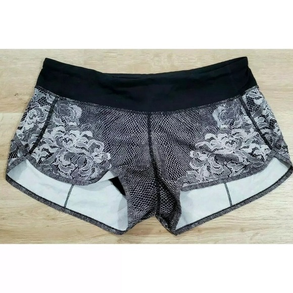lululemon athletica Pants - Lululemon Womens Shorts Size 6